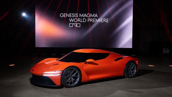 Новый Porsche Cayenne, спорткар Genesis и&nbsp;Range Rover для охотников: главные автоновинки недели