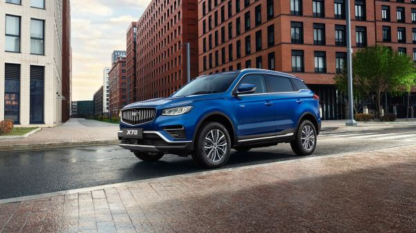 Porsche с&nbsp;котом и&nbsp;новый китайский бренд для России: главные автоновинки недели