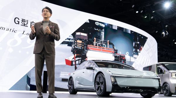 Новая Corolla, японский ответ Rolls-Royce и&nbsp;роторная Mazda &mdash;&nbsp;главные новинки автосалона в&nbsp;Токио