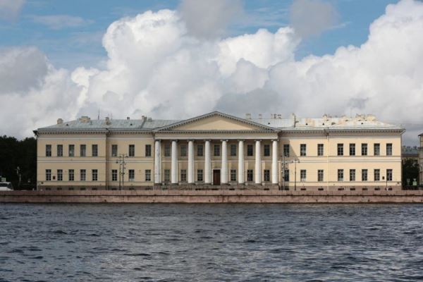 Возрождение академического центра: в Санкт-Петербургском отделении РАН представили итоги года и планы по масштабной реставрации