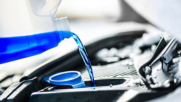 Эксперт рассказал, как выбрать качественную и&nbsp;безопасную &laquo;незамерзайку&raquo;