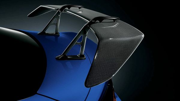 Представлен Subaru BRZ STI Sport Type RA &mdash; с гоночным 2,4-литровым мотором, 18-дюймовыми колёсами BBS и тормозами Brembo. Возможность купить машину разыграют в лотерею