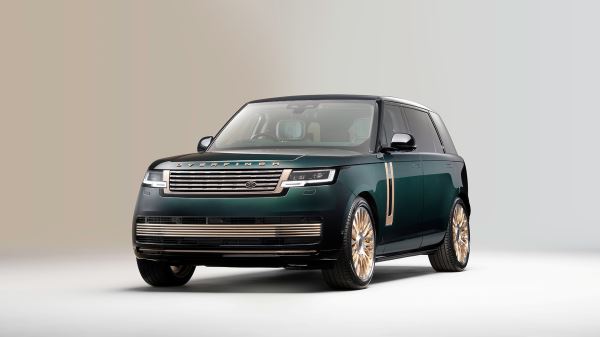 Новый Porsche Cayenne, спорткар Genesis и&nbsp;Range Rover для охотников: главные автоновинки недели