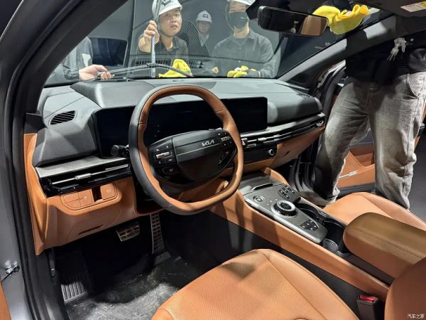 Kia Sportage 2026 показали в Китае: кроссовер сохранил 8-ступенчатый &laquo;автомат&raquo;