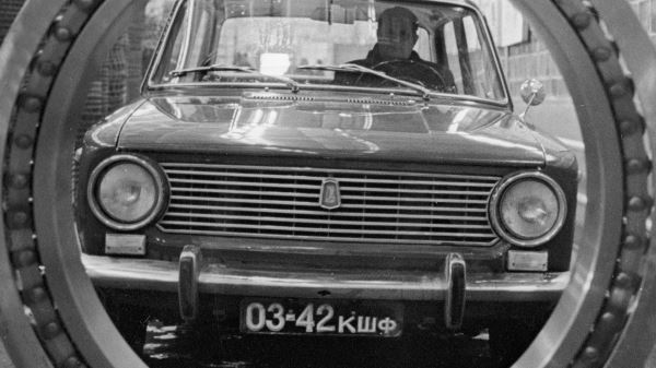 Сколько стоят &laquo;красивые&raquo; автомобильные номера в&nbsp;2025-ом году и&nbsp;как купить &laquo;блатной&raquo; регистрационный знак для машины