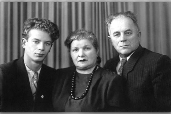 Звезда науки и человек чести &mdash; 95 лет со дня рождения академика Жореса Алферова