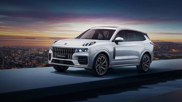 Porsche с&nbsp;котом и&nbsp;новый китайский бренд для России: главные автоновинки недели