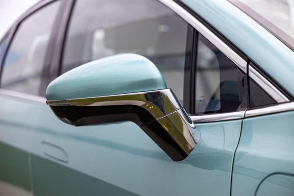 Российский электромобиль, который смог: &laquo;АмберАвто А5&raquo;, опередивший Zeekr 001 и ставший самым продаваемым в РФ, нарастил продажи на порядок за последний год