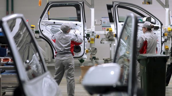 Стало известно, сколько платят на&nbsp;российских автозаводах