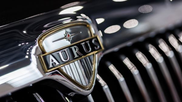 Путин решил судьбу праворульных машин, АвтоВАЗ поднимает цены, ГИБДД грозит крупными штрафами. Главное за&nbsp;неделю