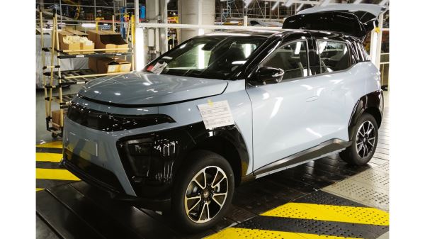 Новая пошлина с&nbsp;1&nbsp;января, недовольный АвтоВАЗ, &laquo;возвращение&raquo; Mazda и&nbsp;другое. Главное за&nbsp;неделю