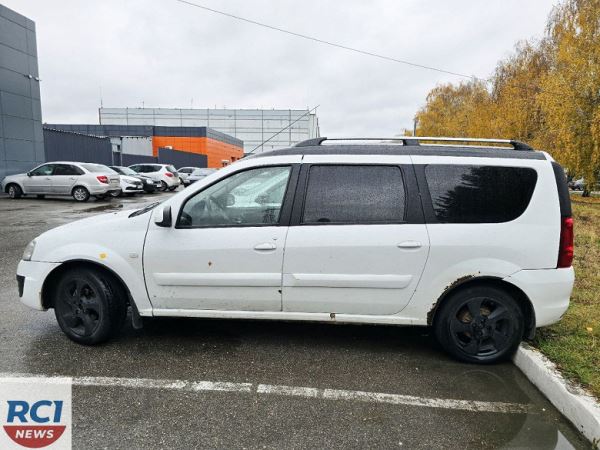 Редчайший Lada Largus VIP сняли внутри и снаружи &mdash; таких выпущено всего 32