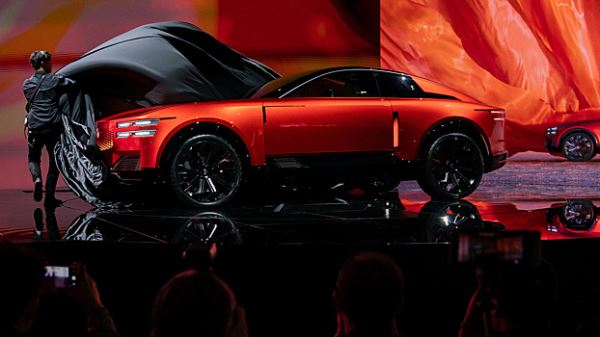 Новая Corolla, японский ответ Rolls-Royce и&nbsp;роторная Mazda &mdash;&nbsp;главные новинки автосалона в&nbsp;Токио