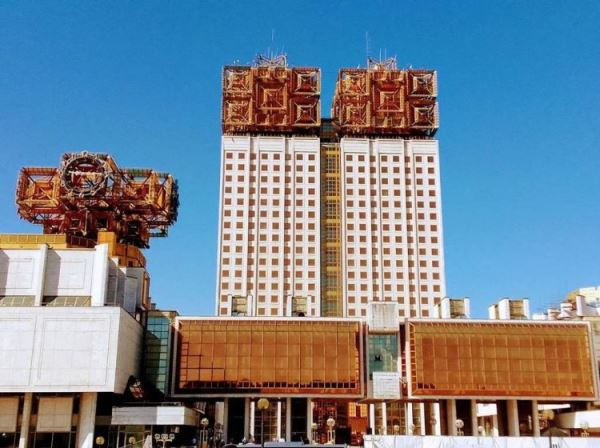 Доклад РАН: финансирование науки падает, количество научных работников растет &ndash; &laquo;МК&raquo;, Веденеева Наталья