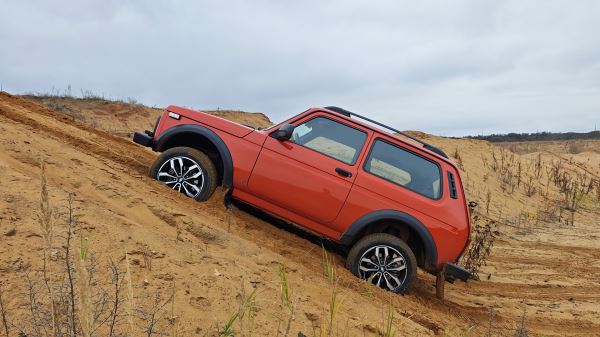 Быть или не быть? Тест-драйв и обзор новой Lada Niva Sport