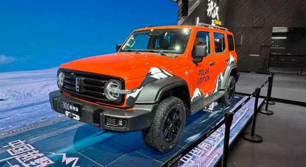 Представлен экстремальный Tank 300 Polar Edition: 186-сильный мотор и 9-ступенчатый &laquo;автомат&raquo; протестированы в условиях Антарктики