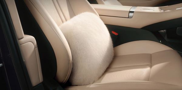 Магнитные шерстяные подголовники и наборы для сидений. Xiaomi представила зимние аксессуары для своих машин