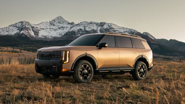 650-сильное кросс-купе Genesis, &laquo;Гелик&raquo;-кабриолет и&nbsp;Defender для Дакара: главные автоновинки недели