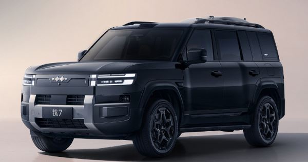 Большой премиум-гибрид от BYD, способный составить конкуренцию Li Auto, оказался популярным: в&nbsp; Китае покупают по 625 единиц BYD Leopard Titanium 7 в день