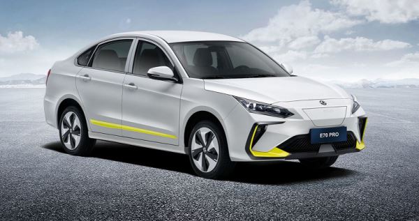 На смену дешевому электромобилю Evolute i-Pro придет новая современная модель: машину будут собирать в Липецкой области