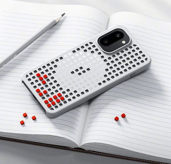 OnePlus показала &laquo;дырявый&raquo; чехол для OnePlus Ace 6T